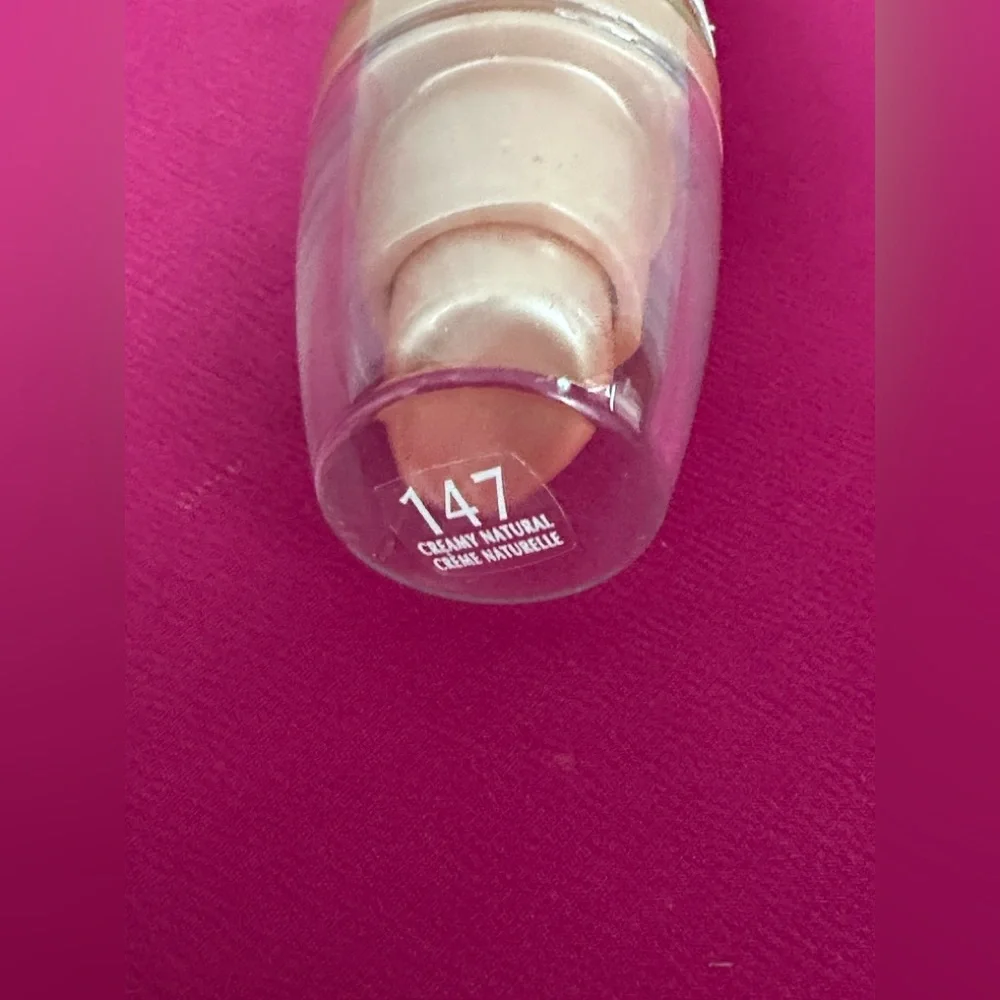 L'Oreal Paris True Match Lumi Liquid Healthy Luminous Foundation  Creamy Natural